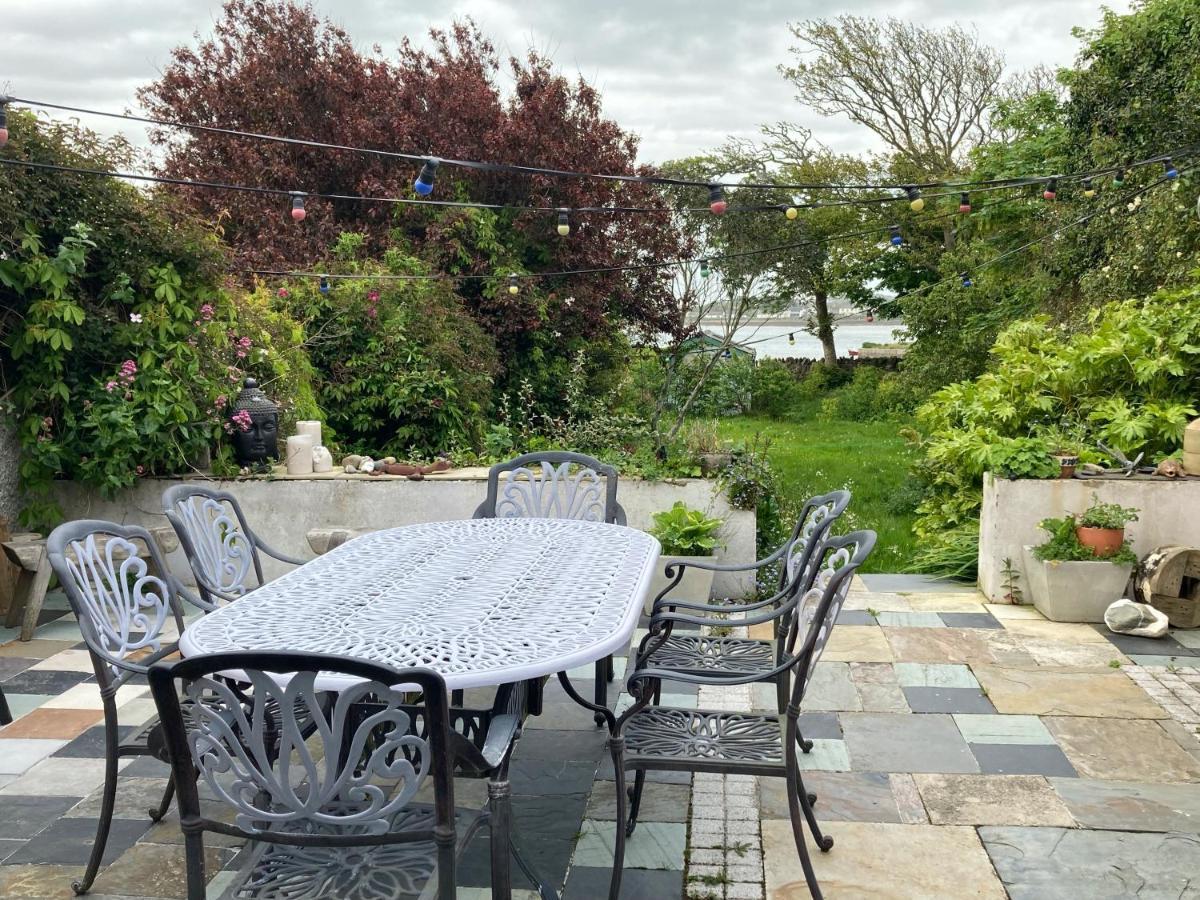 Unique Townhouse With Large Garden Down To The Sea Villa Killough Dış mekan fotoğraf